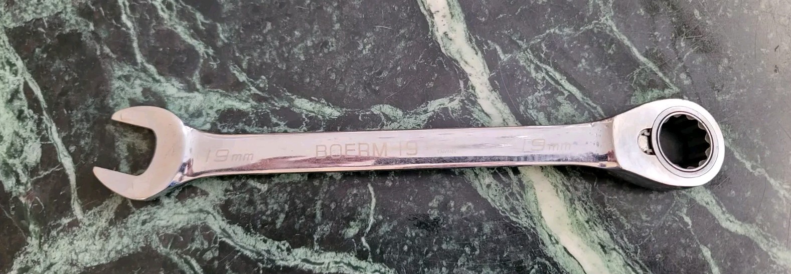 Blue-Point 19mm 12 Point Metric Offset Ratcheting Combination Wrench BOERM19
