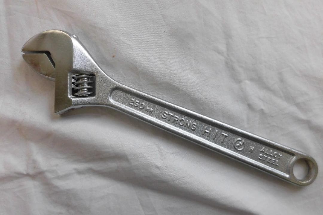 Hit Strong Monkey Wrench 250mm 24 pieces