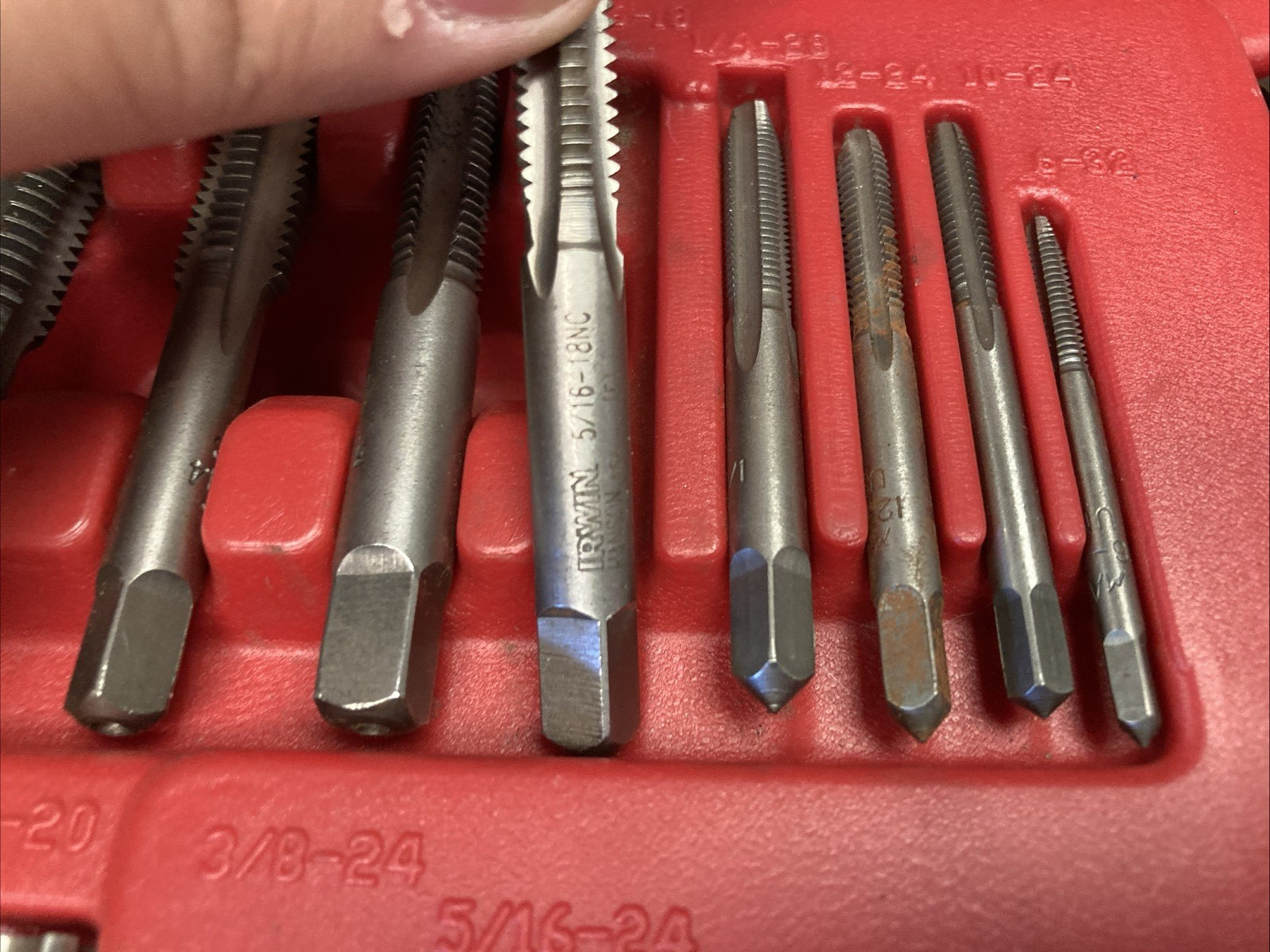 MAC Tools TD76COMBOS-US 76-PC SAE & Metric Tap and Hex Die Set – B4