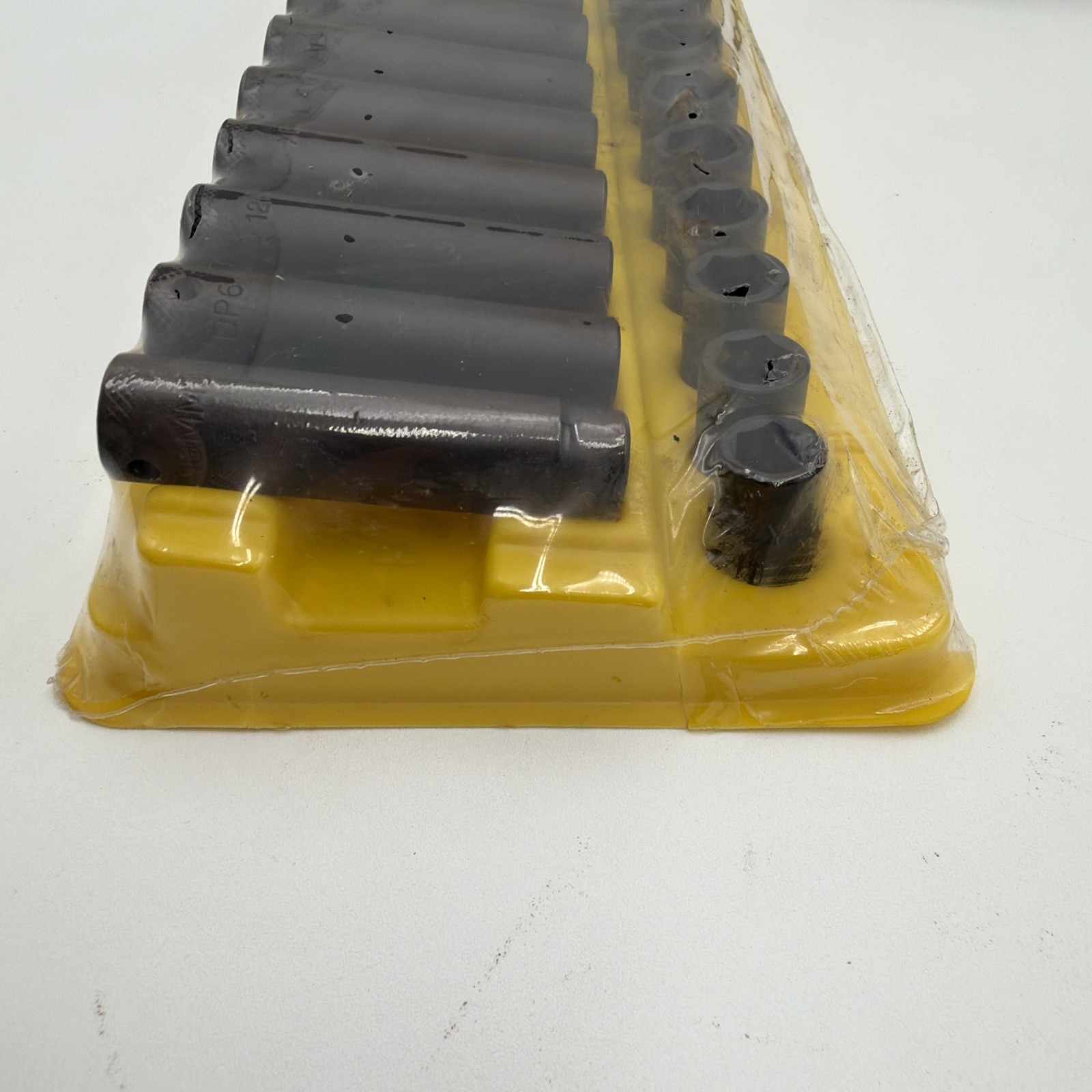 New Mac Tools SXPM206PTR 20pc 3/8″ Mac Drive Metric Impact Socket Set 10-19mm