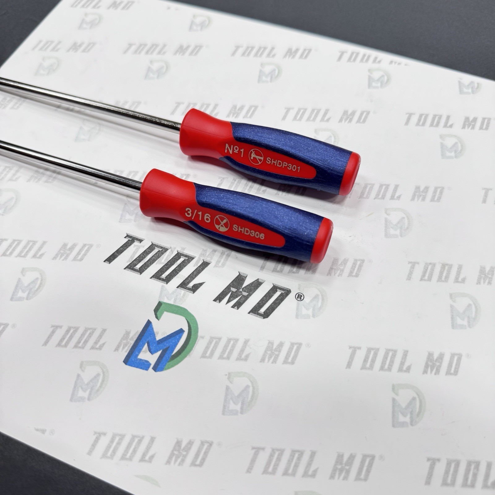 Snap-on Tools 2025 RED WHITE BLUE 2pc Mini-Tip Long Screwdriver Set SHD306AM