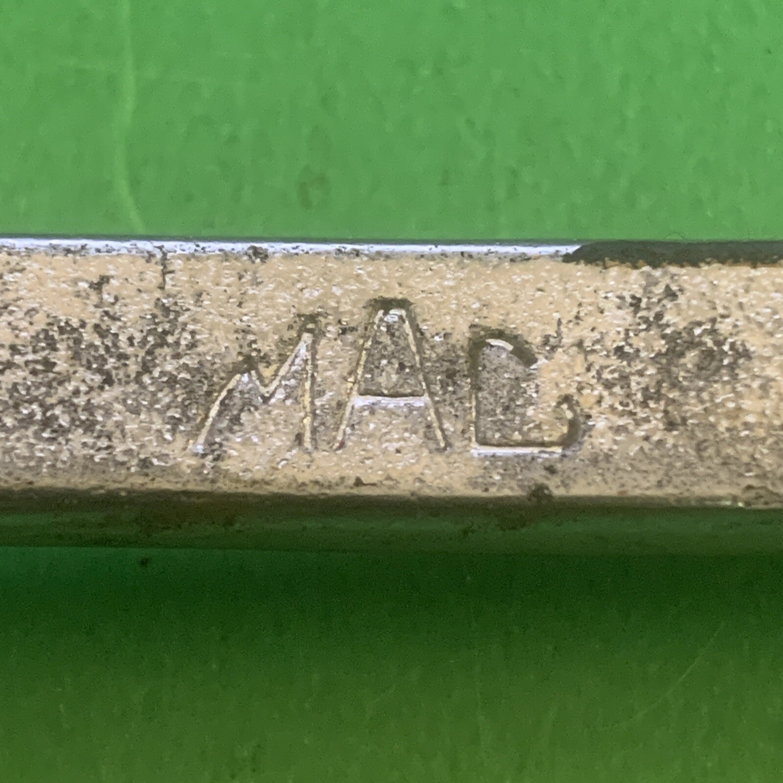 Mac Hand Tools USA 12 Point SAE Size 1/2″ x 9/16″ Offset Box Wrench BL1618