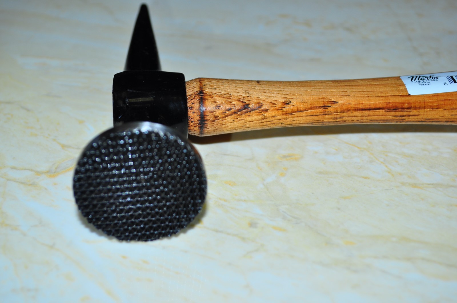 AUTO BODY SHRINKING HAMMER WITH CHISEL HEAD WOOD HANDLE MARTIN153S MADE IN USA