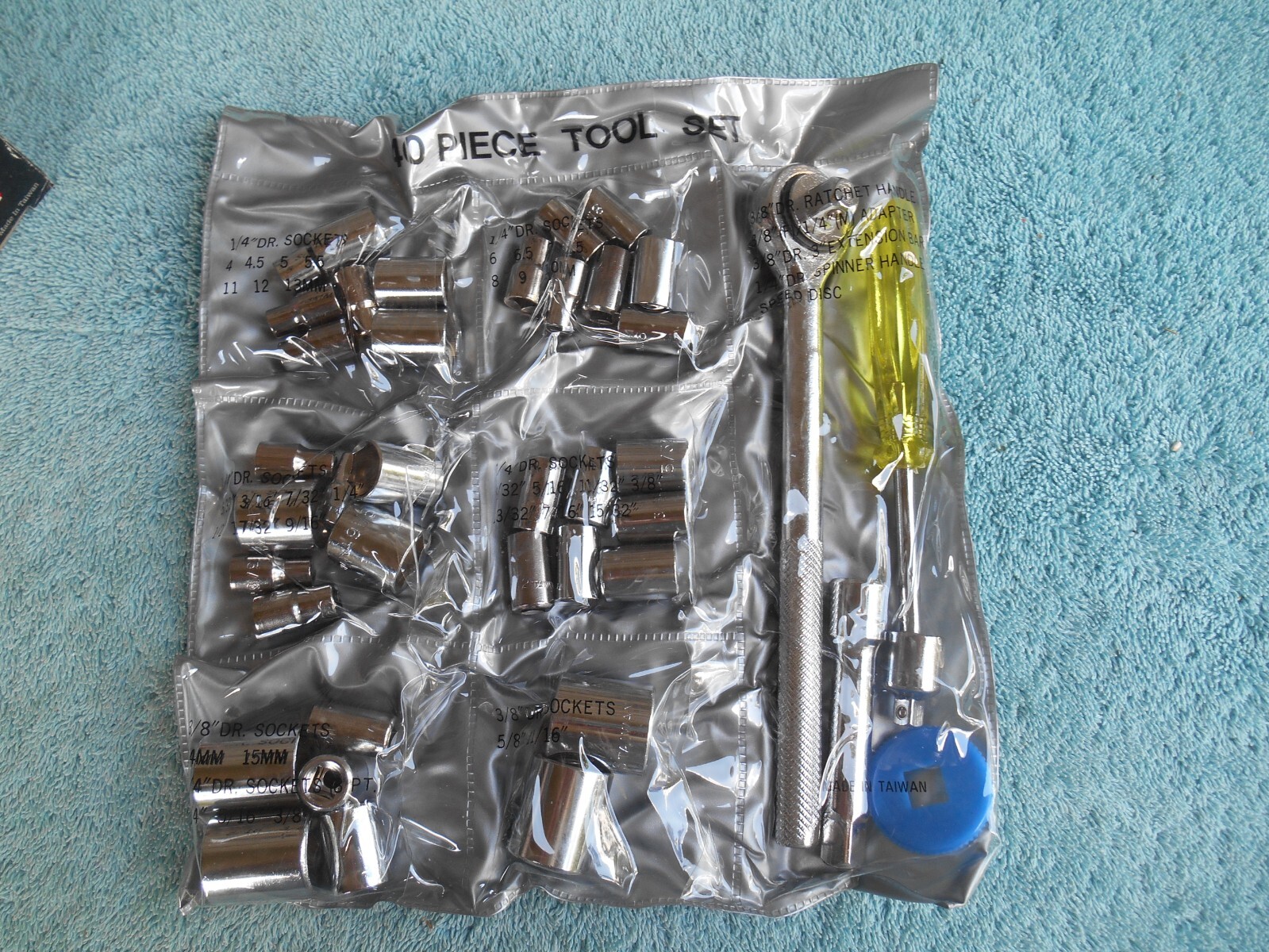 Turnbull Tools 40 piece Tool Set NEW OLD Stock Ratchet Sockets