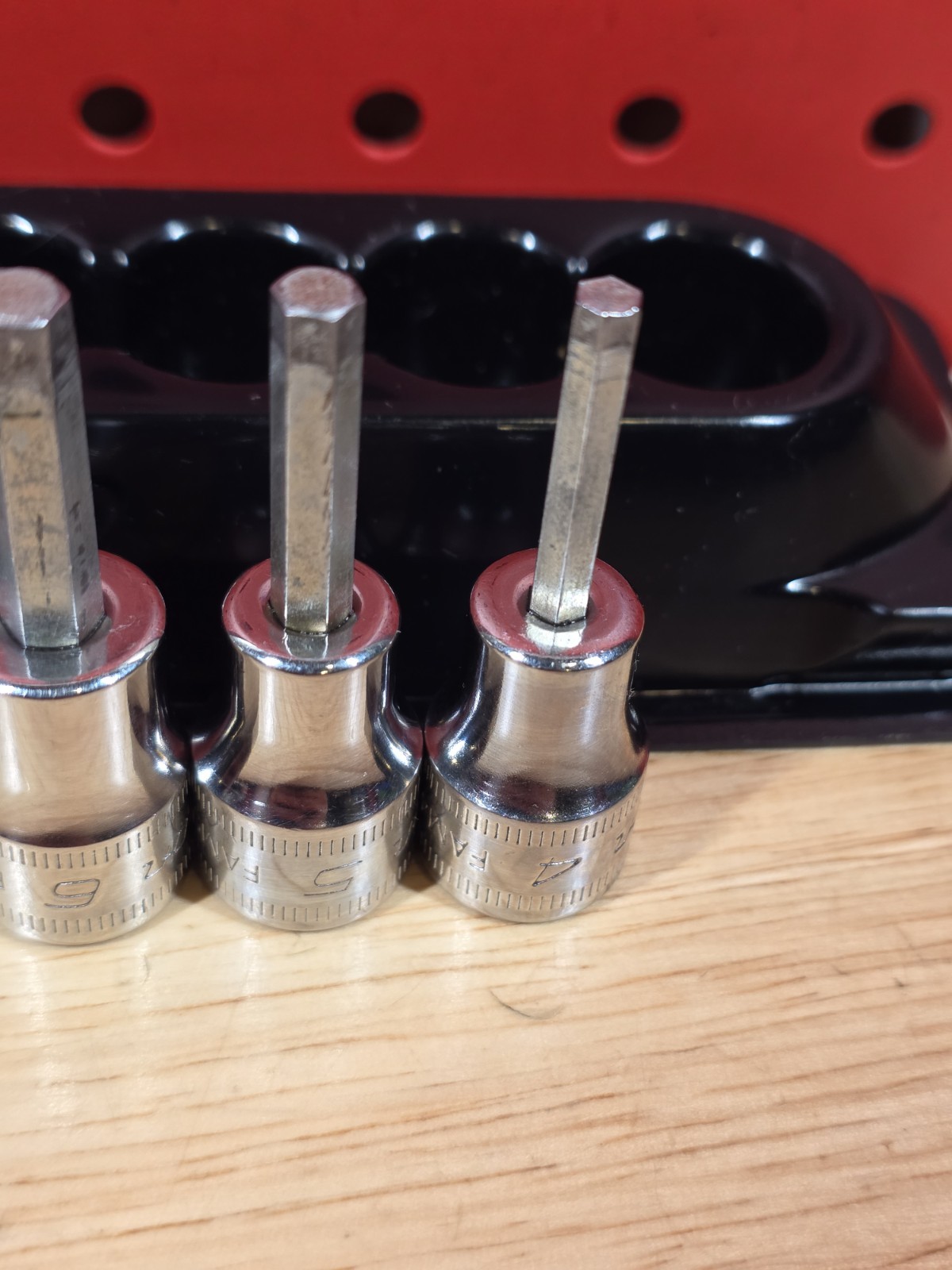 Snap-on Tools 207EFAMY 4-10mm 3/8″ Drive 7-Piece Metric Hex Socket With Holder