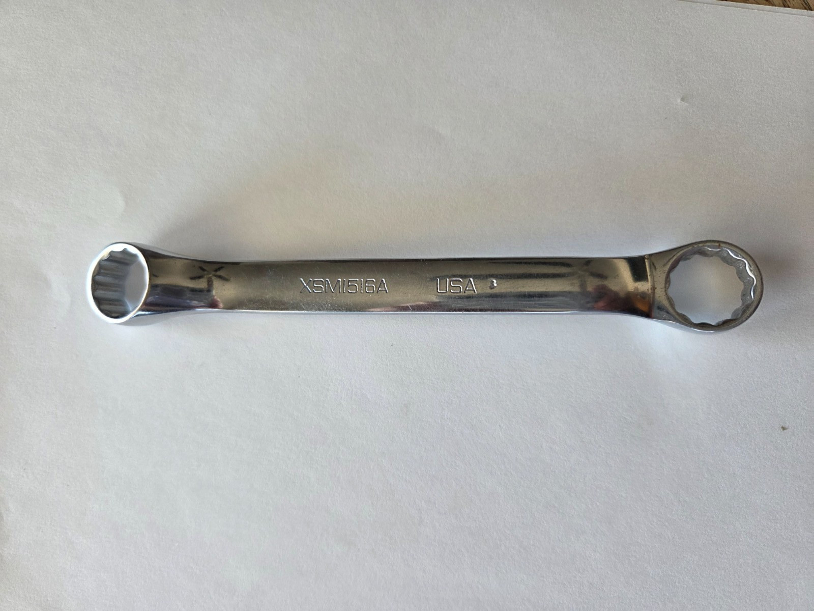 Snap-On Tools USA 12 Point 15mm x 16mm Short Offset Box End Wrench XSM1516A