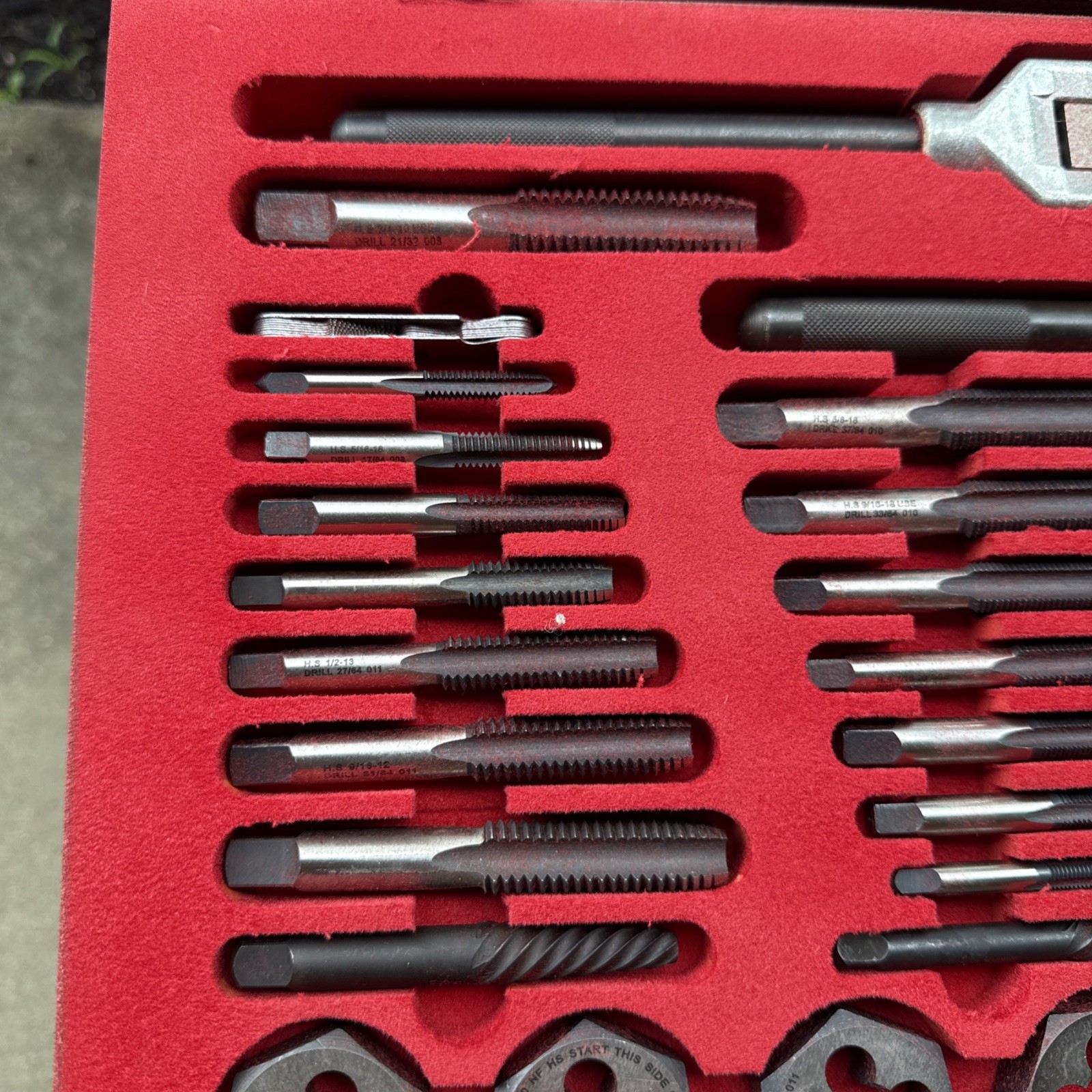 Bosch 96502 HSS High Speed Steel 58-Piece Tap & Die Set (COMPLETE)