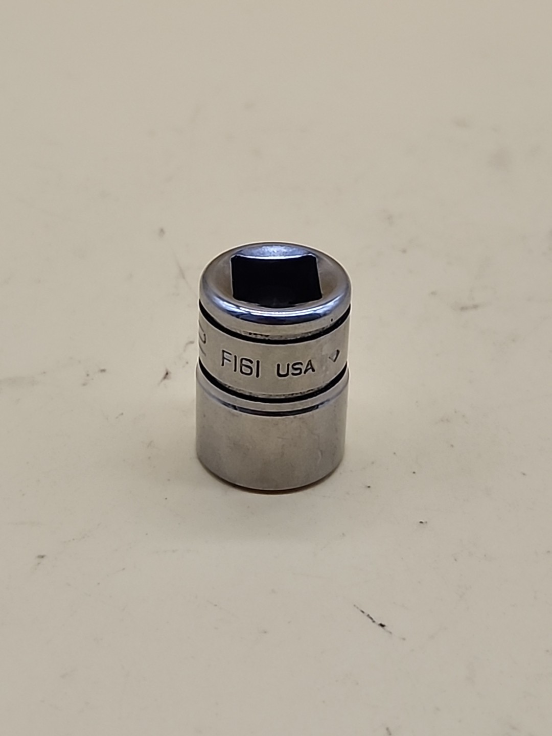 Snap-On Tools 3/8″ Dr 12 pt 1/2″ SAE Shallow Chrome Socket F161 USA