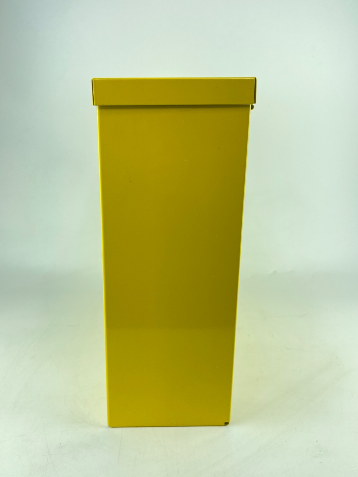 Safeway Site Refrigerant Information MSDS Wall Mount Cabinet, Yellow