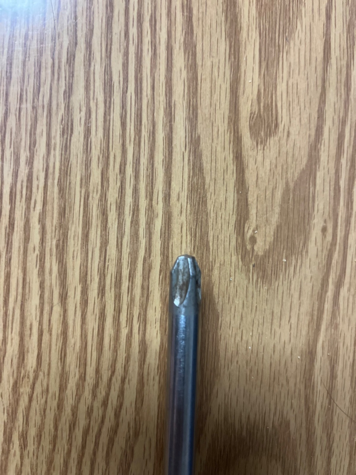 SNAP ON – NO4 PHILLIPS SCREWDRIVER WITH BLACK/RED CUSHION GRIP HANDLE- LOC#279