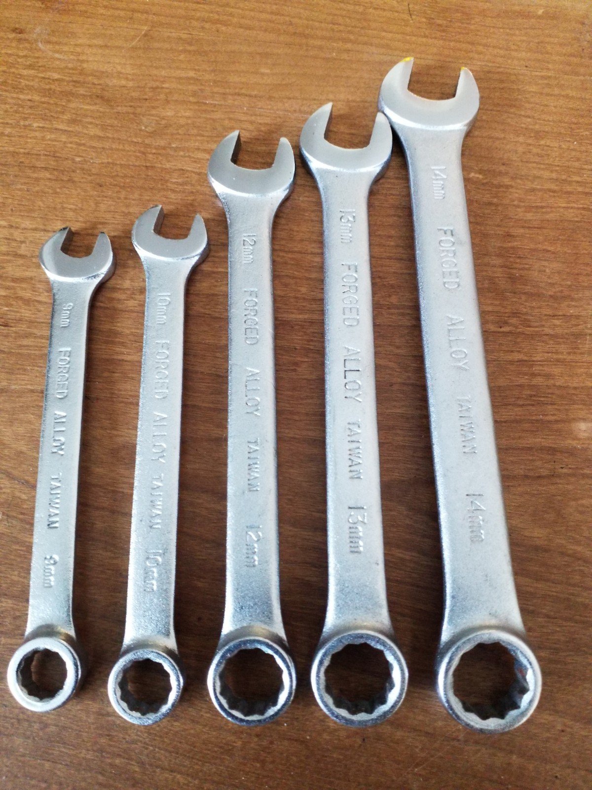 5 Master Mechanic Metric Combo Wrenches 12 Pt. 9, 10, 12, 13, 14