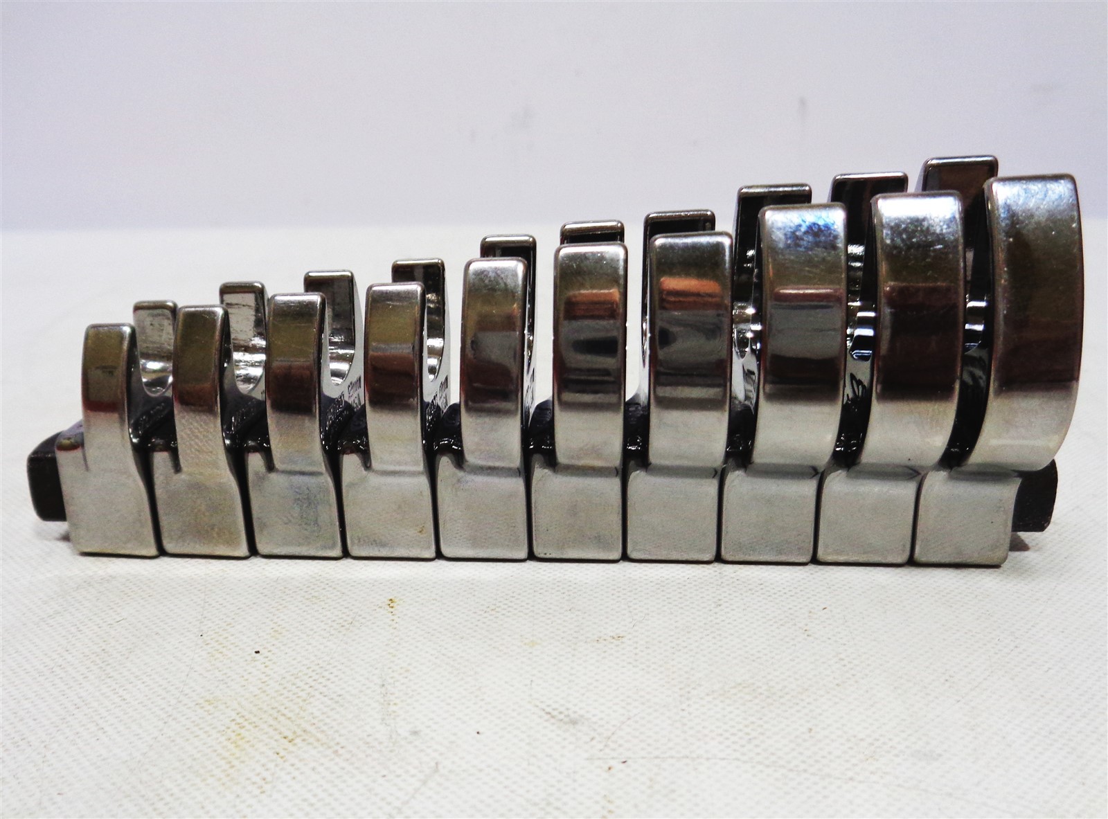 Matco Tools SRBCFNM10C 10pc 3/8″ Drive Metric Crowfoot Wrench Set (10mm-19mm)