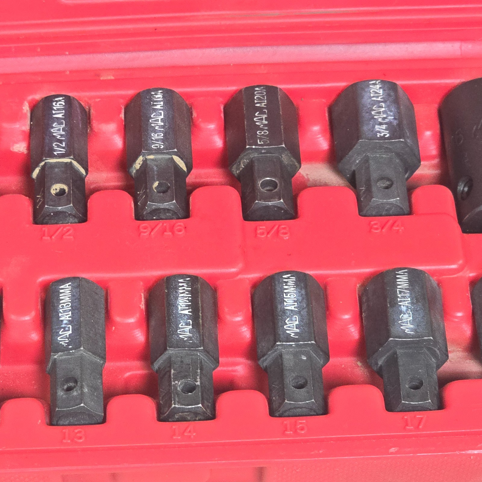 Mac Tools 16pc Hex Bit Driver Set Metric SAE SVA15B Case 8mm-19mm