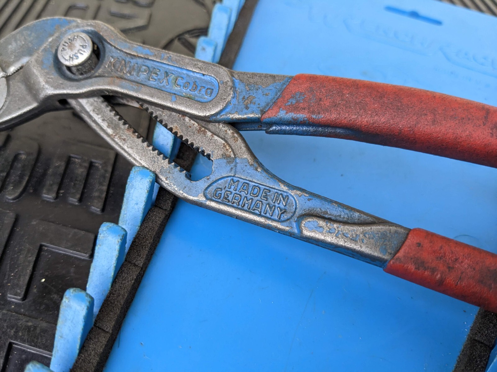 #bi005 Mac Tools P10C Knipex Cobra Self-Gripping 10in Pliers