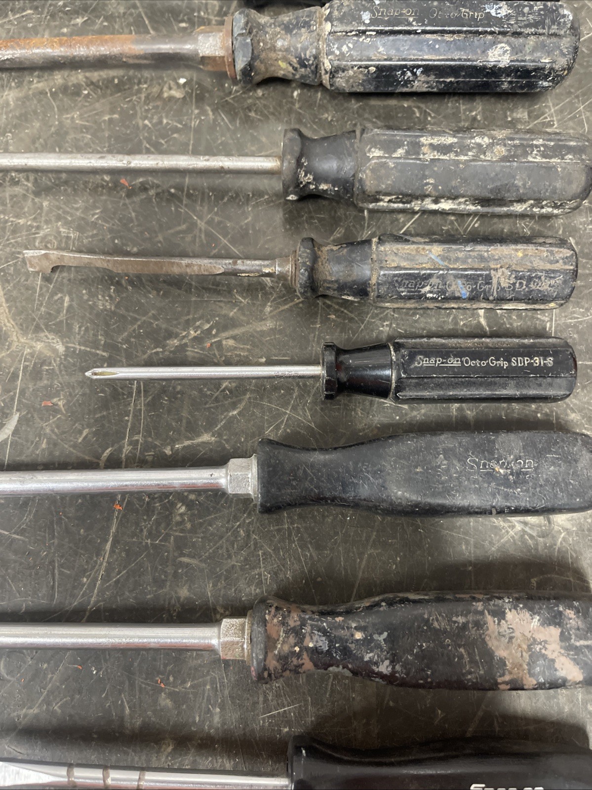 Snap-On Screwdriver Lot (12 Pieces) Stubby, Long, Octo, Square Grip, Assorted