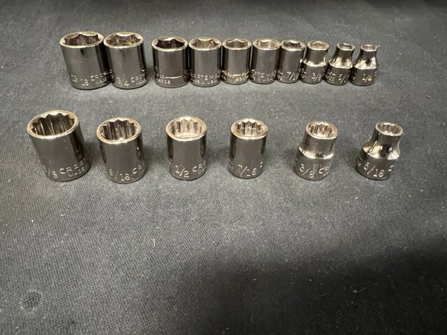 CRAFTSMAN 3/8″ DR 6PT-12PT made in USA SAE and Metric sockets, LOT of 46 PCS