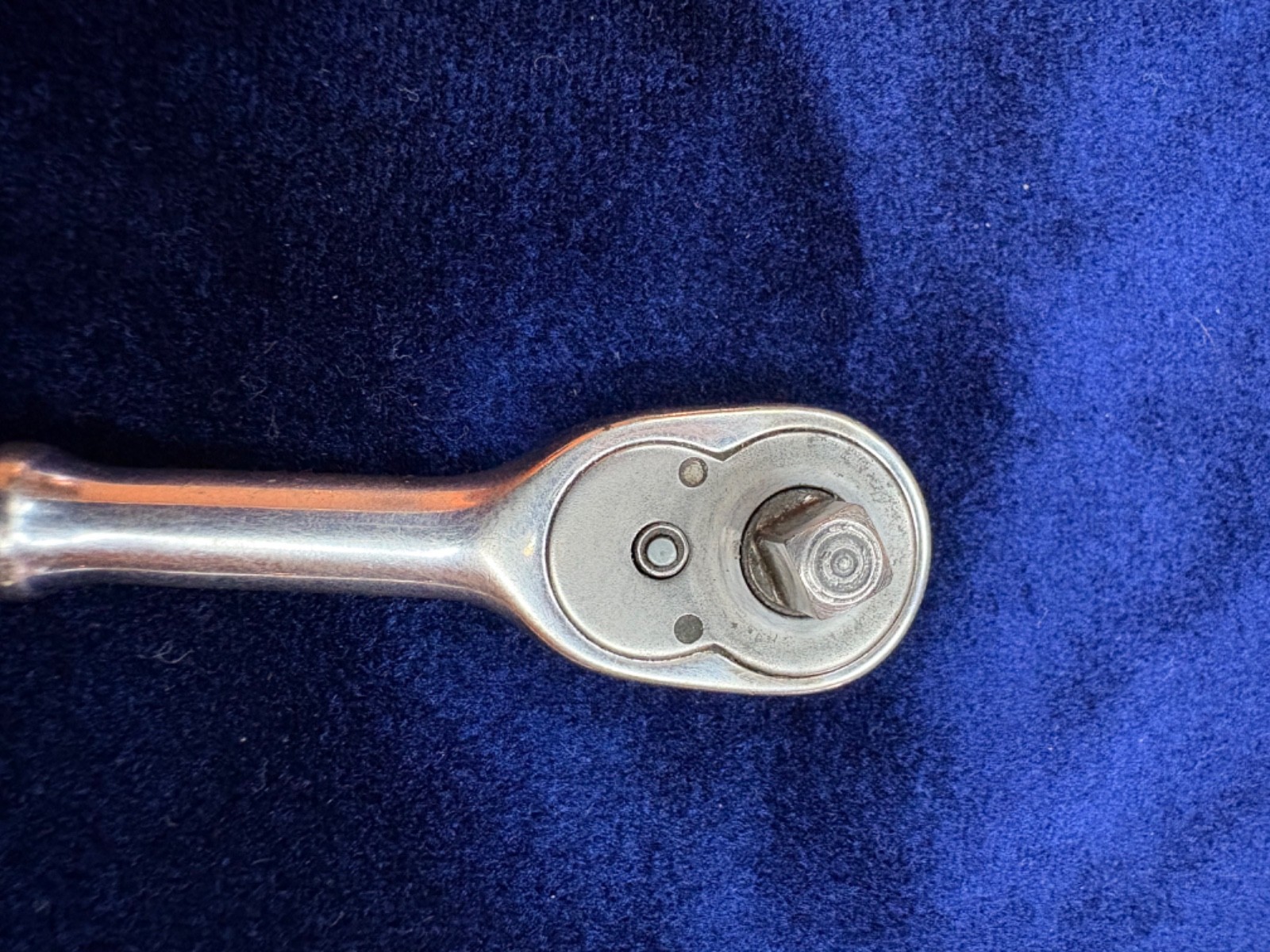 vintage Snap On 1/4″ ratchet TM 70 B, two (2) extensions one 2″, one 4″ included