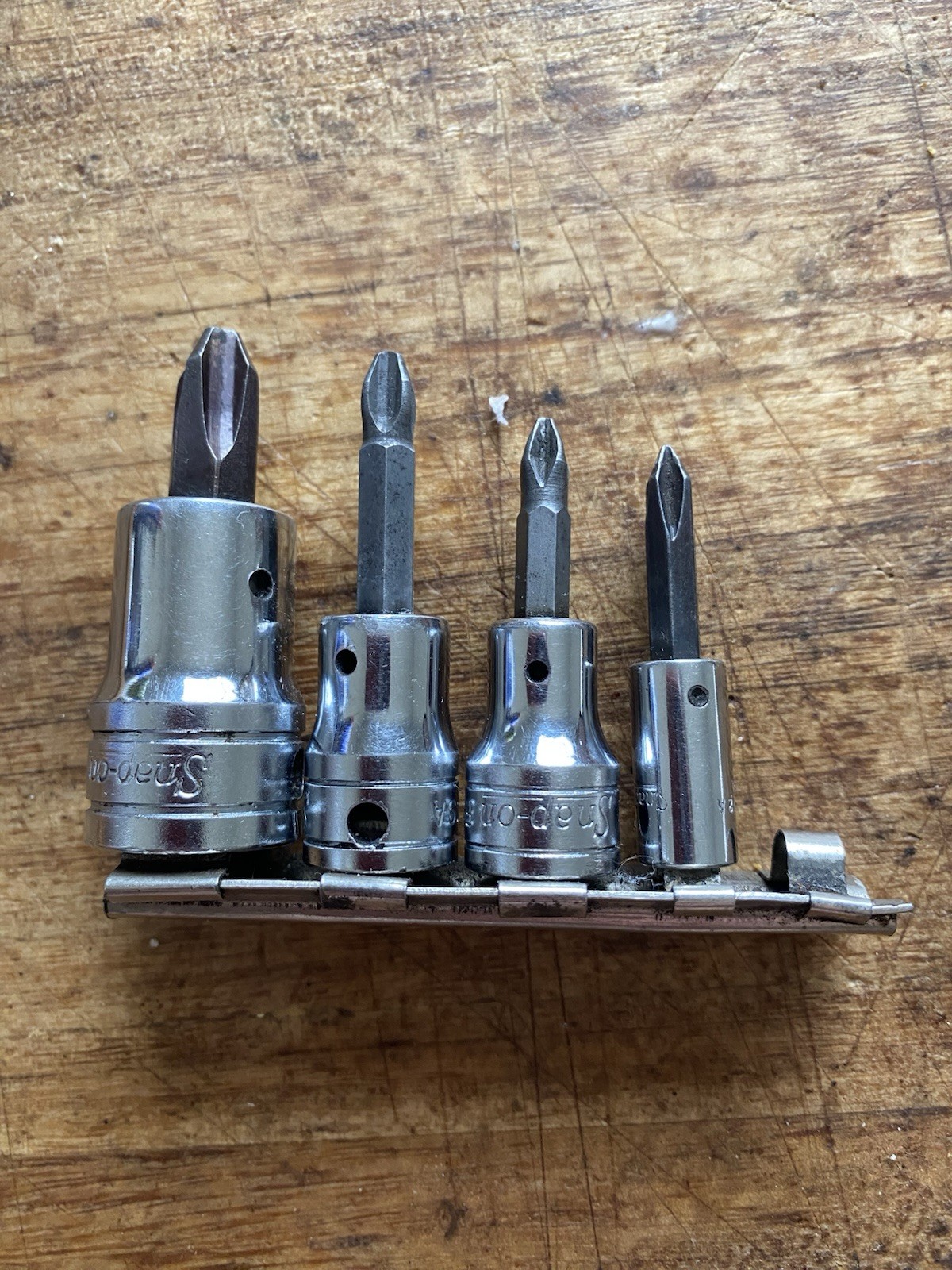 Snap On 1/4 & 3/8 Drive Base Phillips Screw Drivers With Organizer