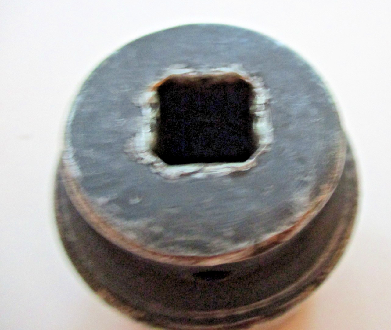 Snap-on 1/2″ Drive 1 7/16″ SAE 6 Point Shallow Impact Socket # IM460 USA