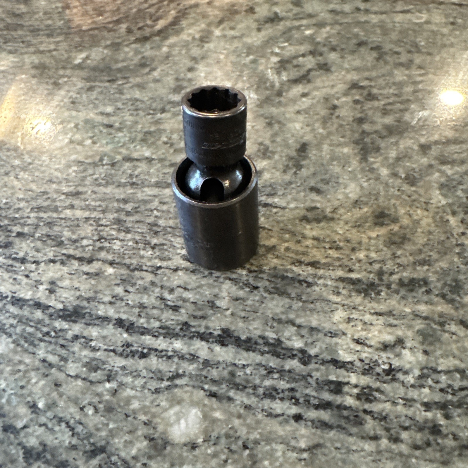 Snap-On ipdfm12a 3/8” drive 12mm 12 pt. metric shallow swivel impact socket new