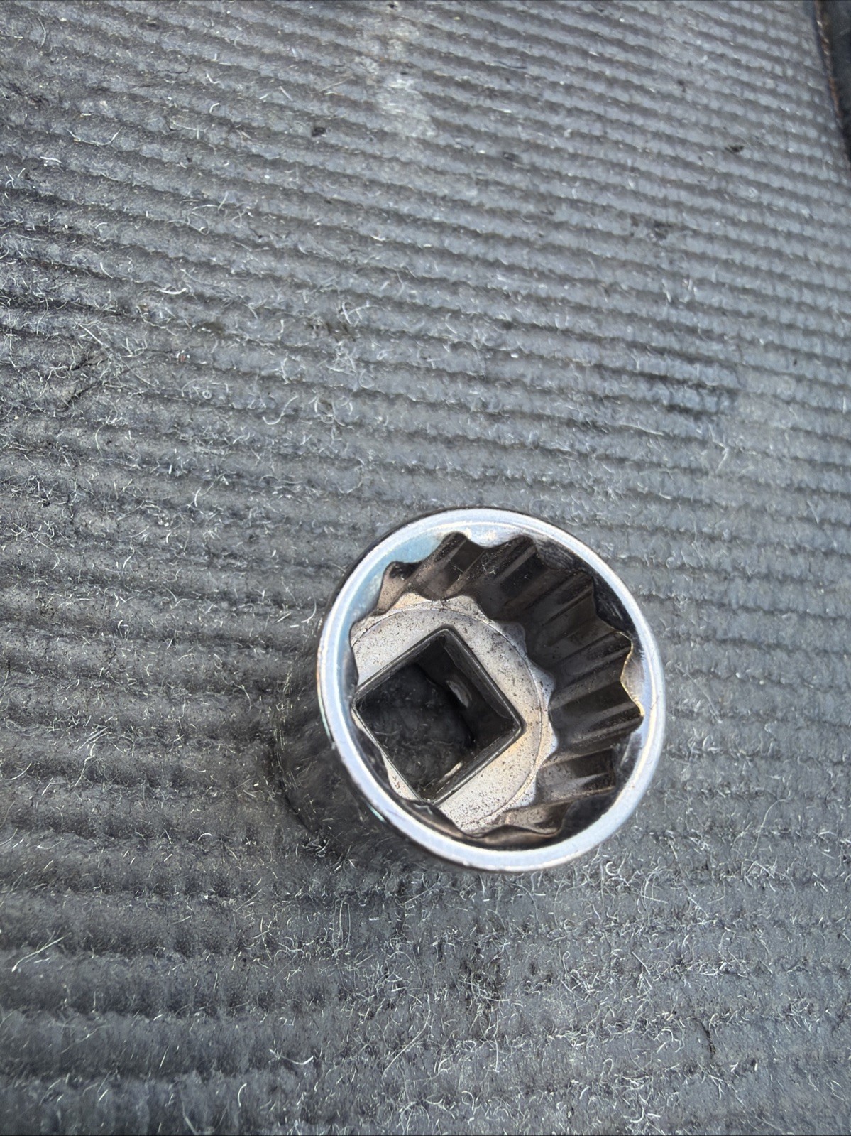 Craftsman 3/8″ Drive 11/16″ 12 Point Shallow Socket SAE 44336-G2 Inverted USA