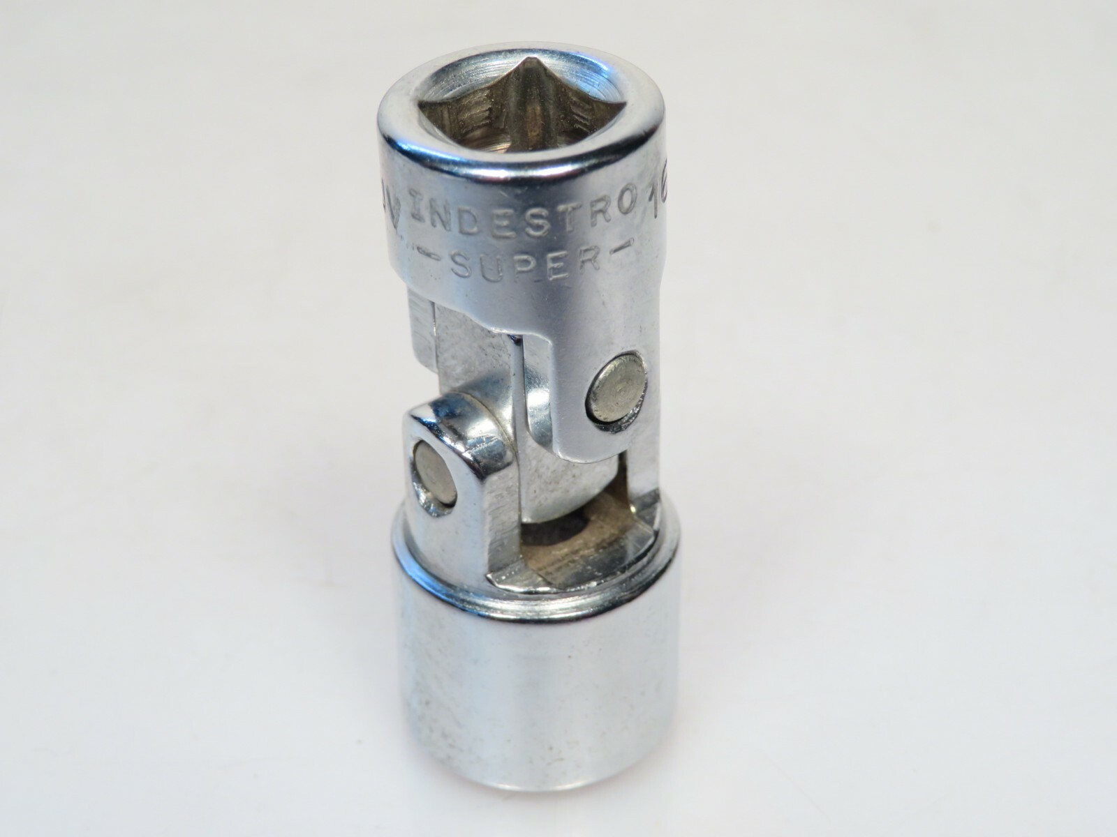 3/8″ Drive 6 Point 16mm Universal Swivel Type Socket Indestro Super Brand 416UV