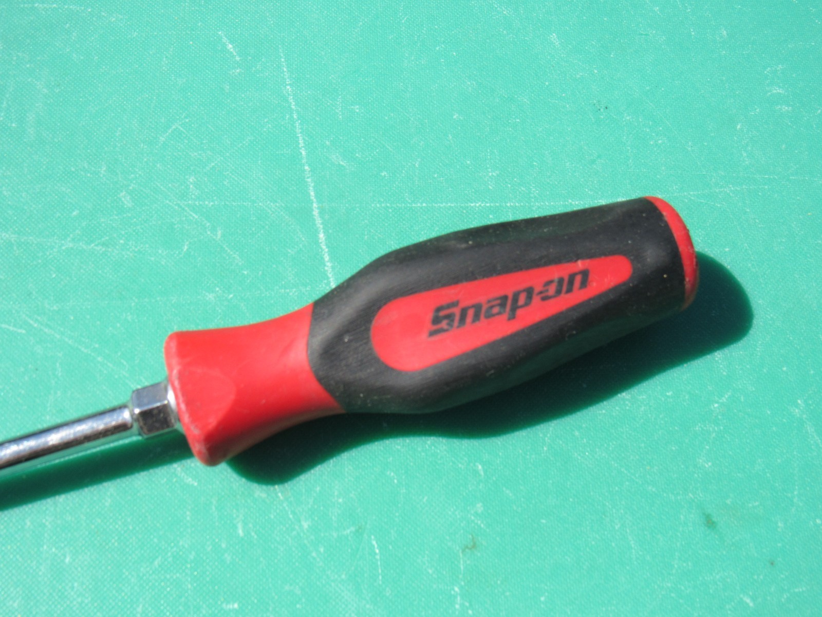 SNAP ON SGD6BR SGD6B RED BLACK HANDLE STRAIGHT / FLAT TIP / SLOTTED SCREWDRIVER
