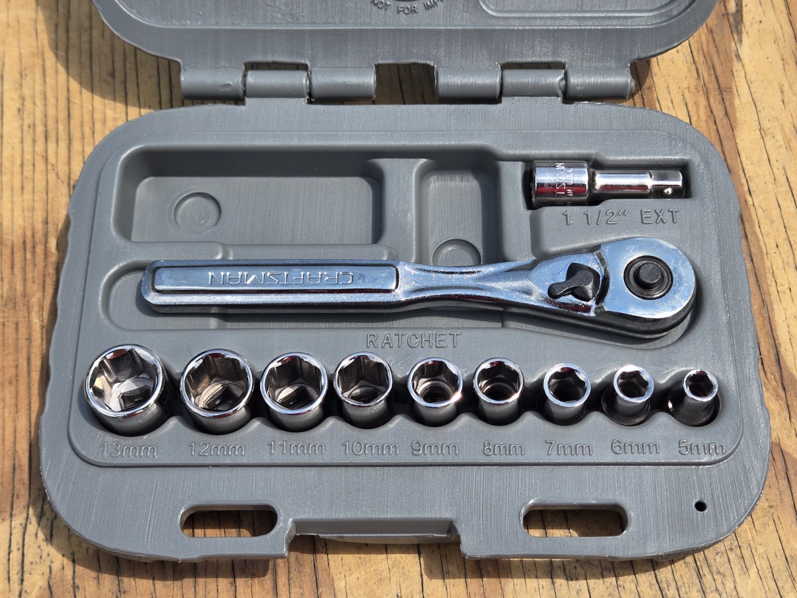 NOS SEARS Craftsman USA 11Pc. 1/4” Metric 5mm-13mm 6Pt. Socket Ratchet Set 34861