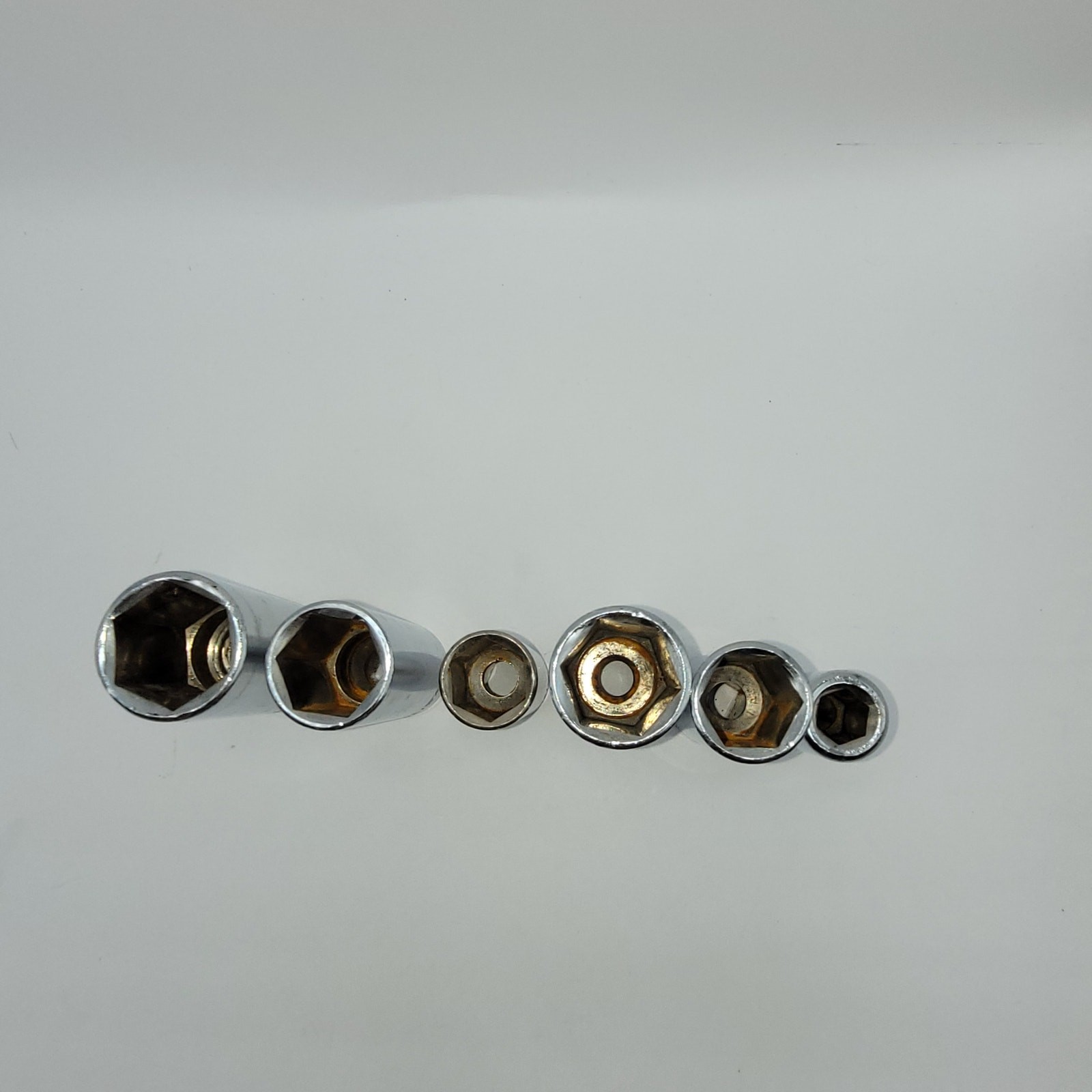 6 3/8″ drive – 6 point deep sockets – Taiwan SAE *see description for sizes