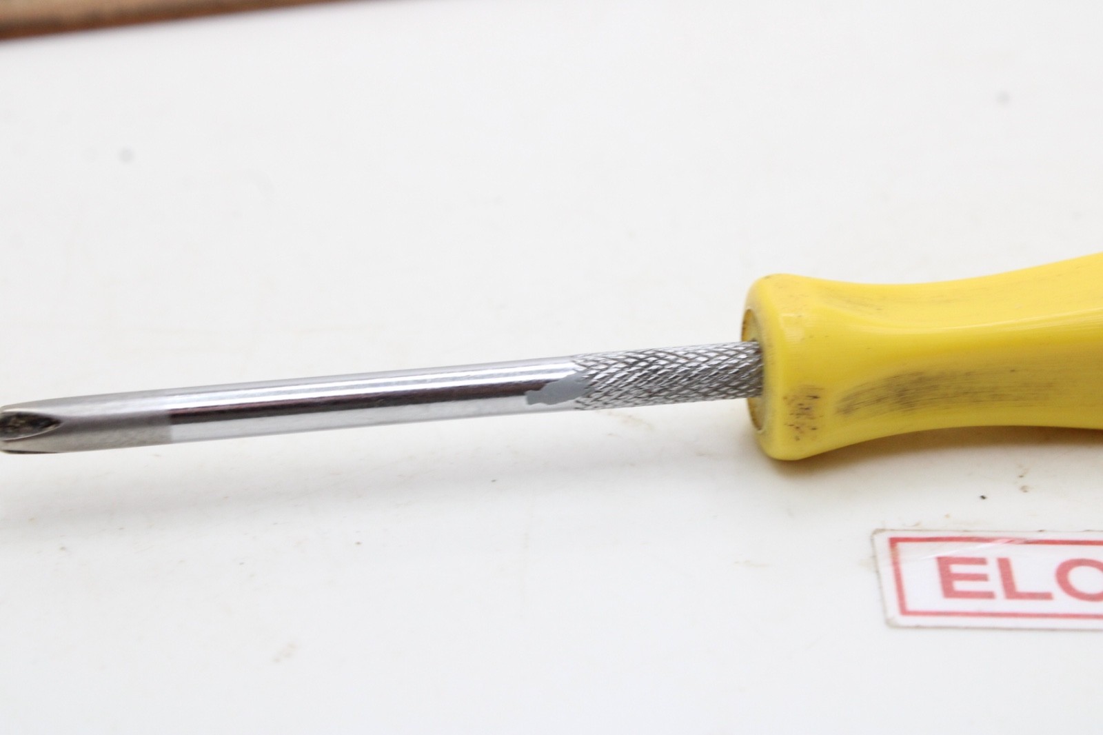 Snap-on SDDP301 #1 No. 1 Philips Head Mini Screwdriver Yellow Hard Handle USA