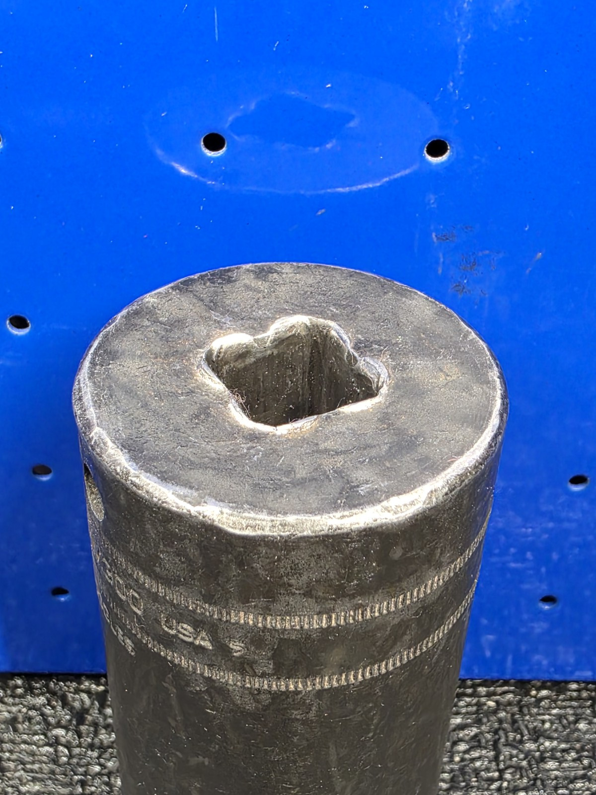 Snap-on Tools SIMM300 30mm 1/2″ Drive Metric DEEP 6-Point Impact Socket