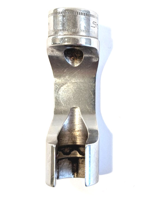 Snap-on 3/8″ Drive 18mm Deep 6pt Flare Nut Socket FRXM18 USA