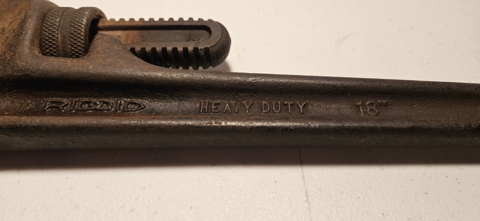 Vintage 18″ Pipe Wrench Ridgid Ridge Tool Elyria Ohio Heavy Duty USA Red