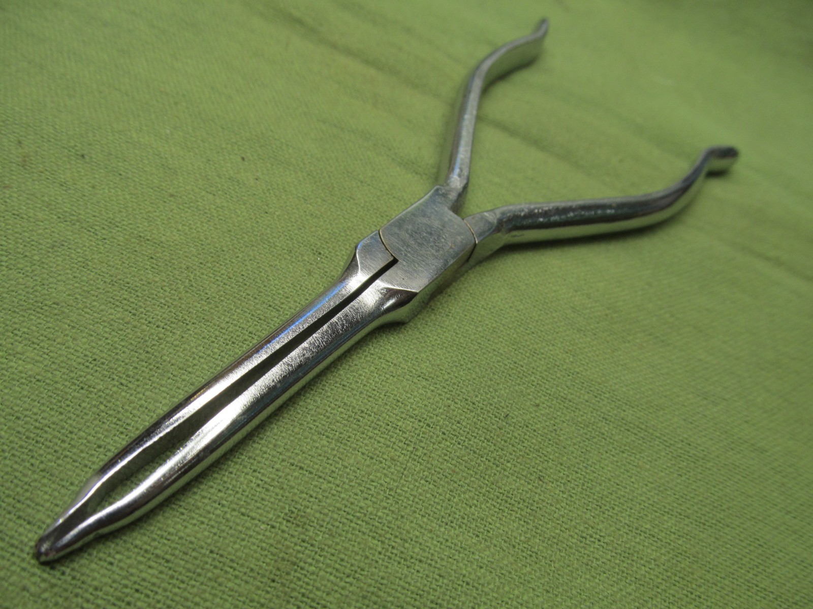 Vtg. Utica 777 Long Reach Needle Nose Pliers – Unique Tip Shape – Must See