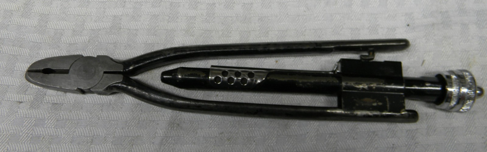 UNBRANDED 10-1/2″ LONG AIRCRAFT SAFETY WIRE TWISTER PLIERS