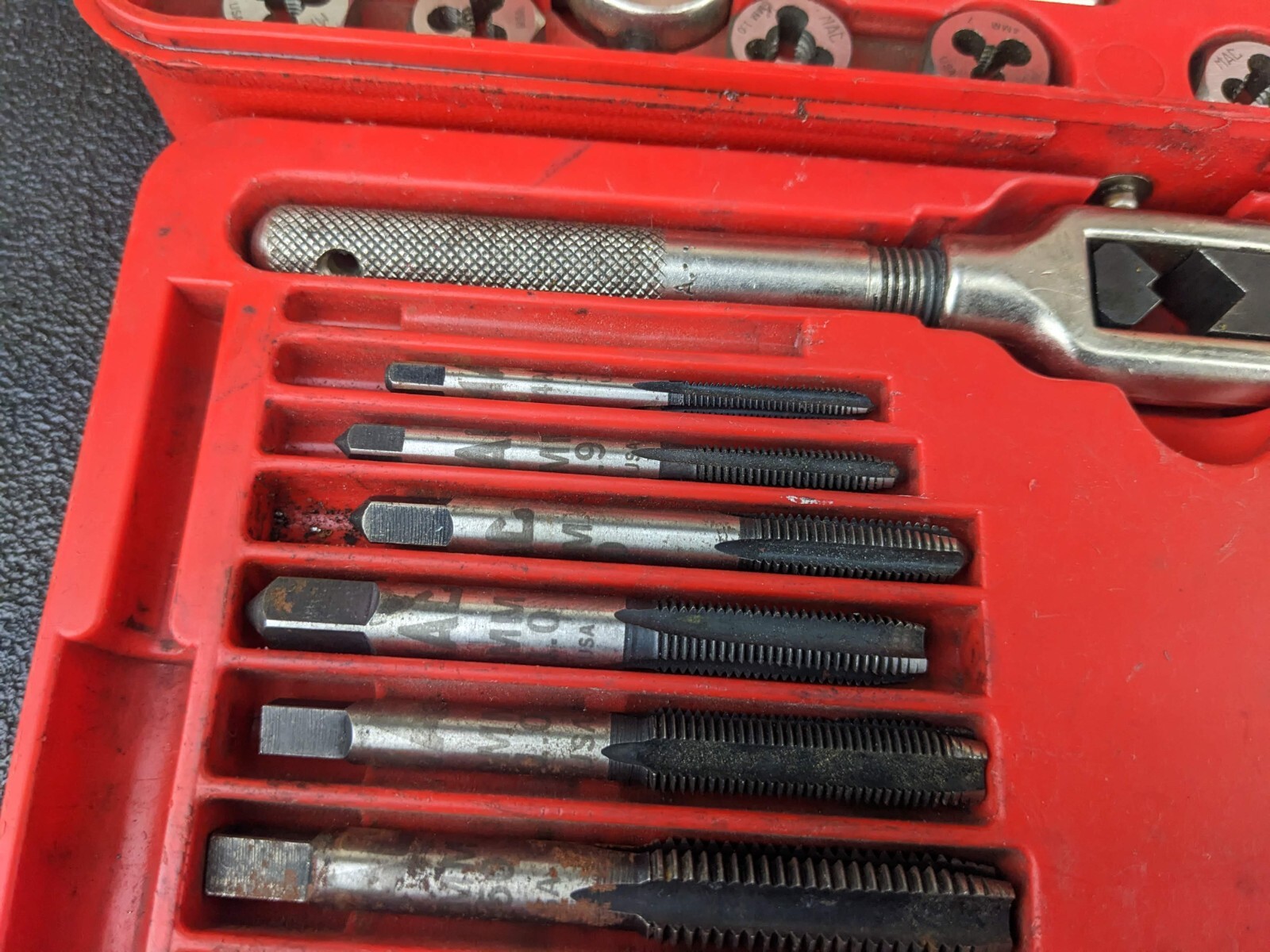 #bi973 Mac Tools 8017TS Metric Tap & Die Set
