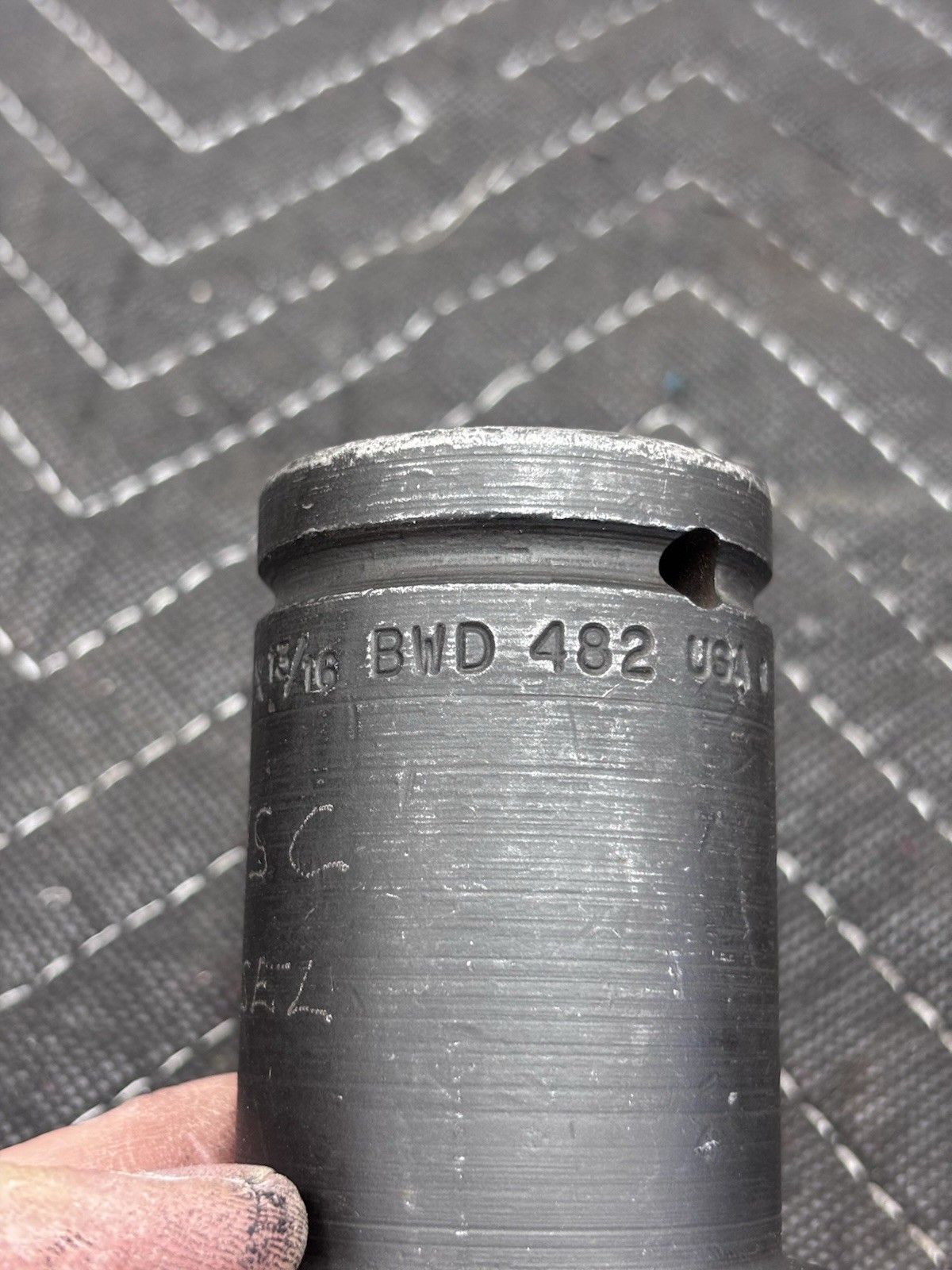 Snap-on Tools USA (BWD-482) 3/4” Drive -6 Point -Impact Socket (1-1/2” x 13/16″)
