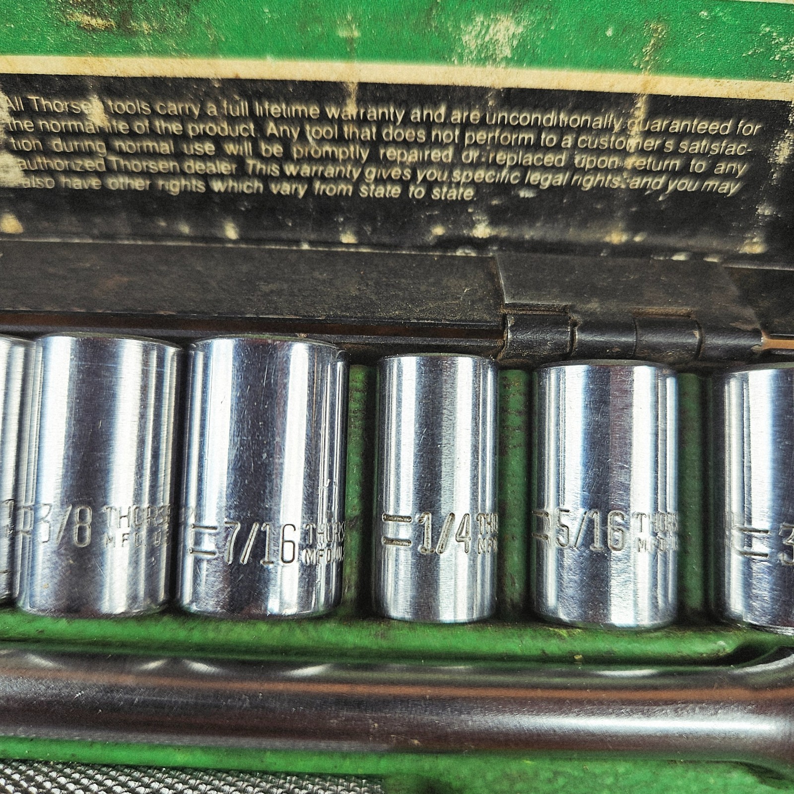 Made in USA Thorsen 1/4″ Drive 16 Piece 77MC Ratchet Socket Set in Metal Box
