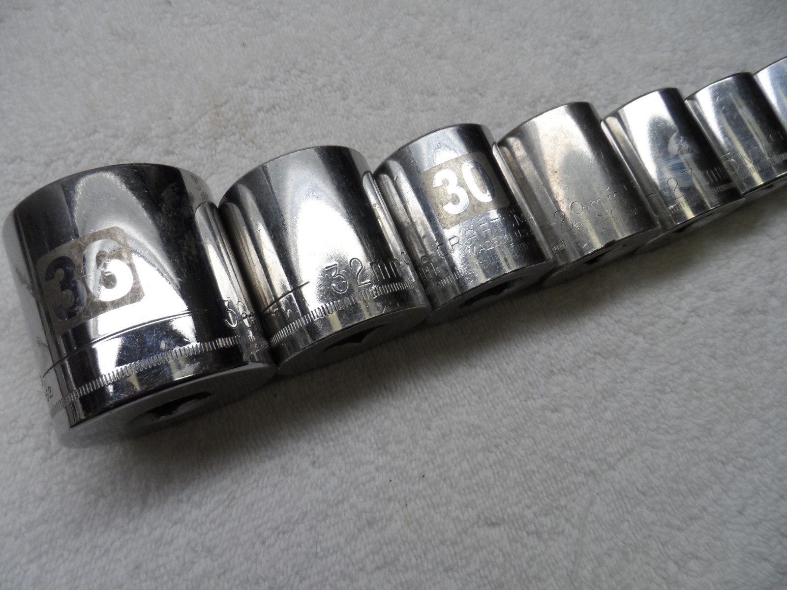 Craftsman 1/2″ Drive MM Socket Set, made USA, 12pt- 9 pcs (22-25,27,29,30,32,36)