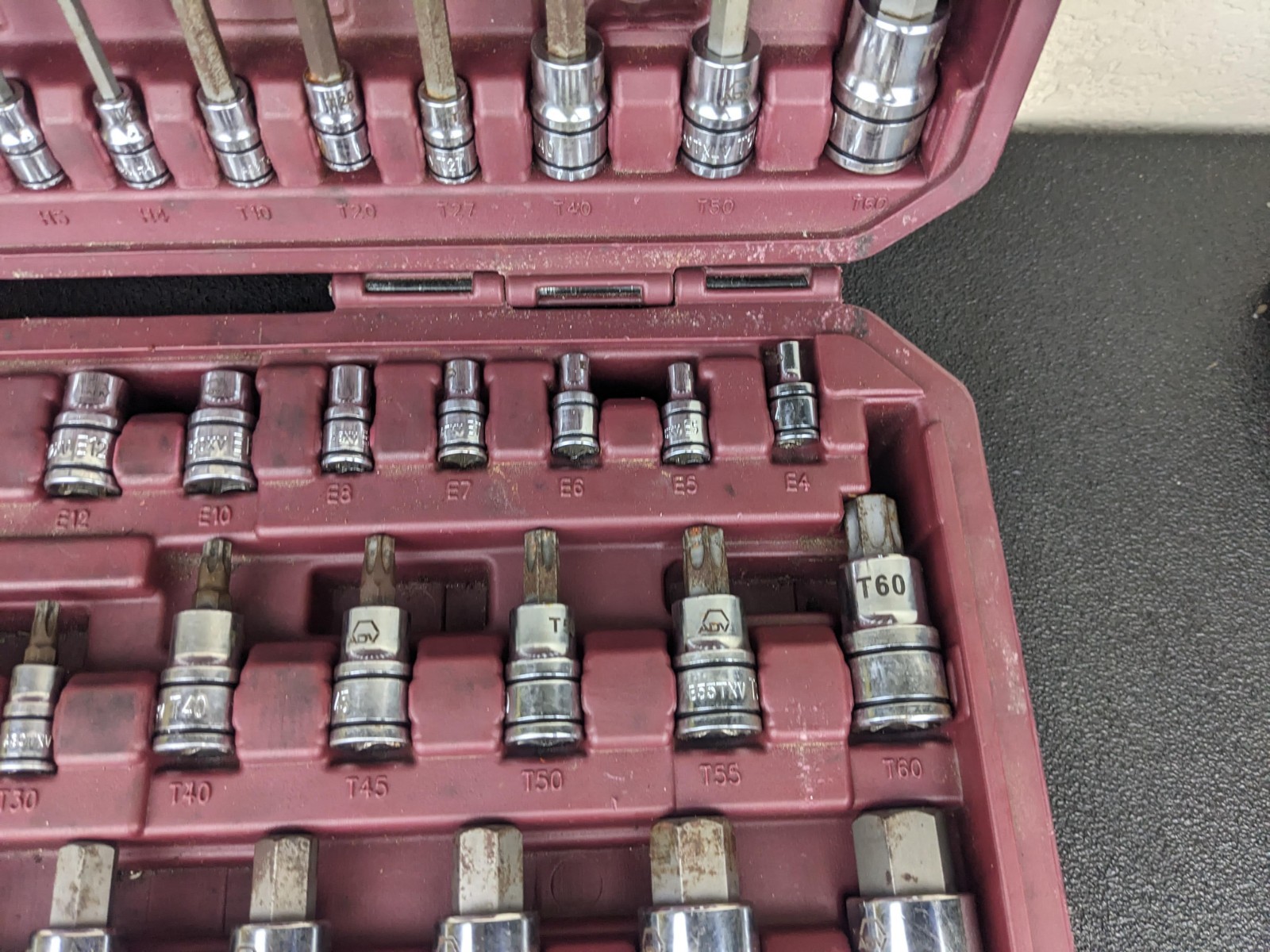 #bo767 Matco Tools 75 Piece Master ADV Hex/Torx Bit Socket Set Model SBS75VA