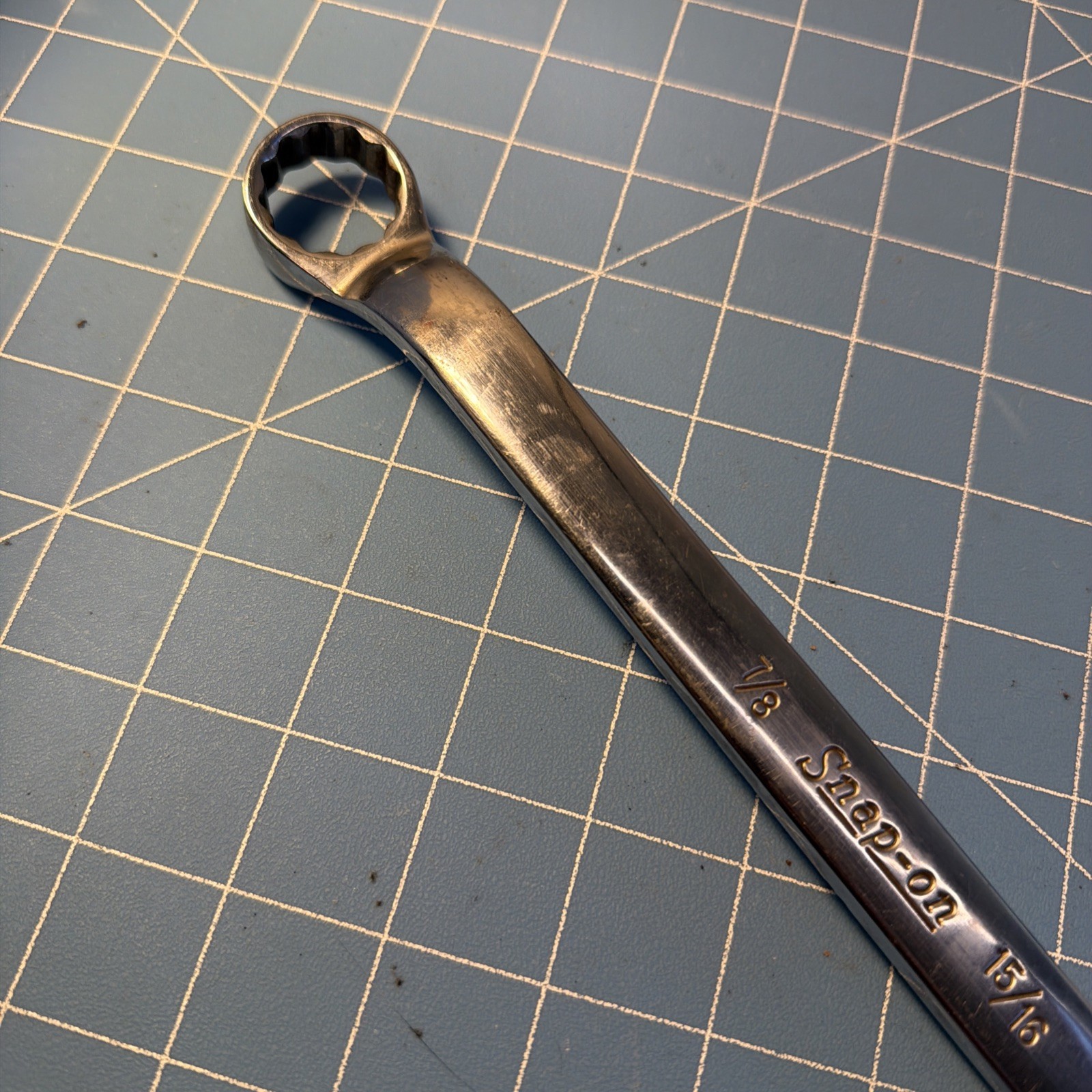 SNAP ON – XB2830 – 7/8 – 15/16 OFFSET DOUBLE BOX END WRENCH Underlined Log