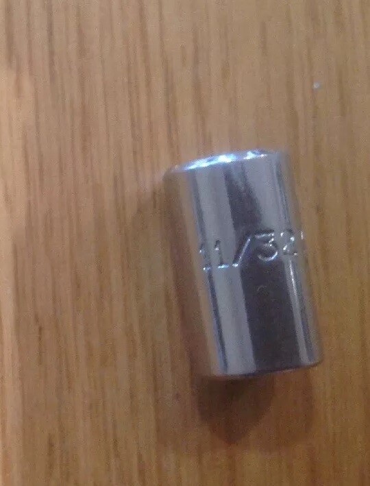 Mac Tools 1/4″ Drive 6 Pt. Chrome M116R Size 11/32″ New Socket Made In USA.