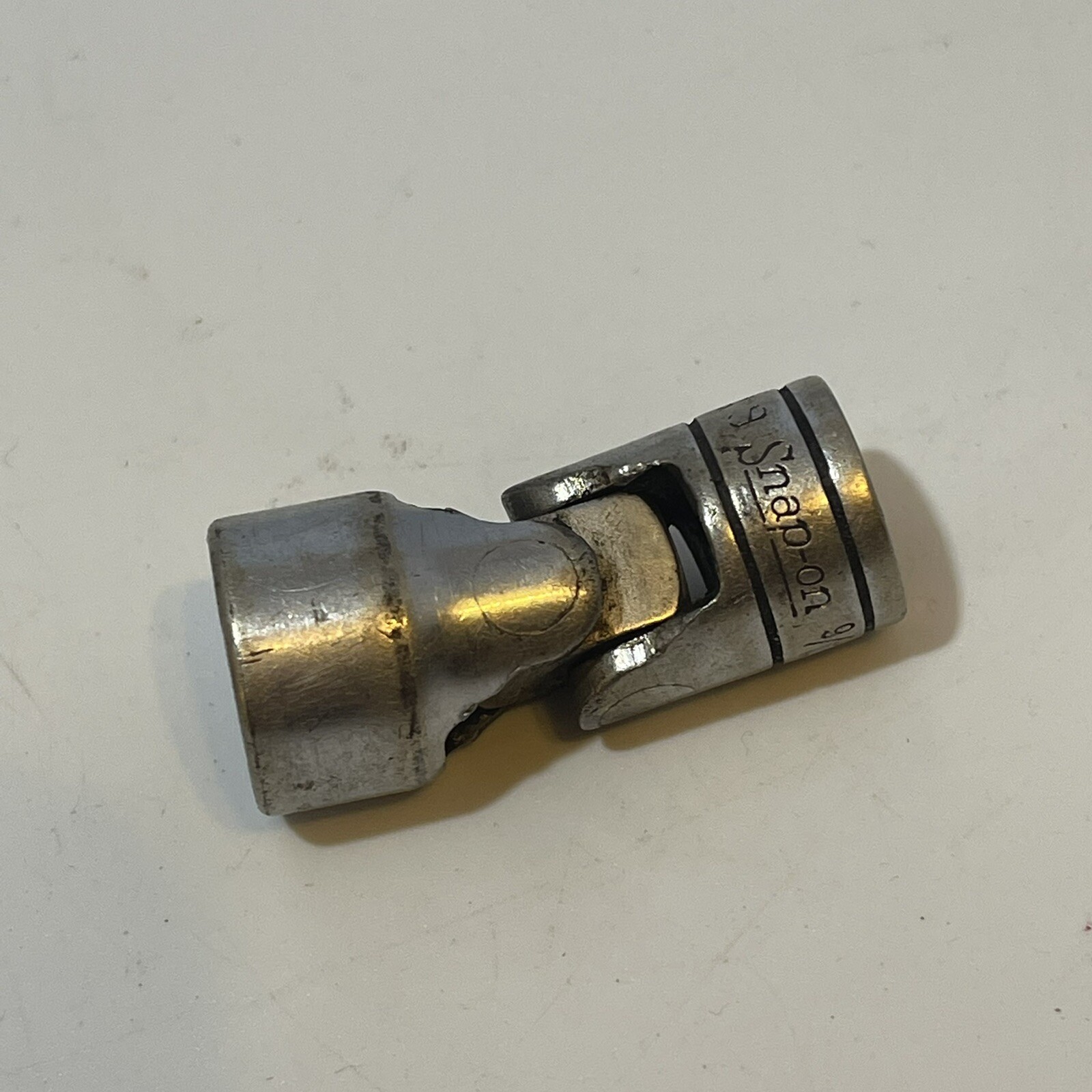 Snap On FU18A 3/8 inch drive 9/16 12 point swivel socket