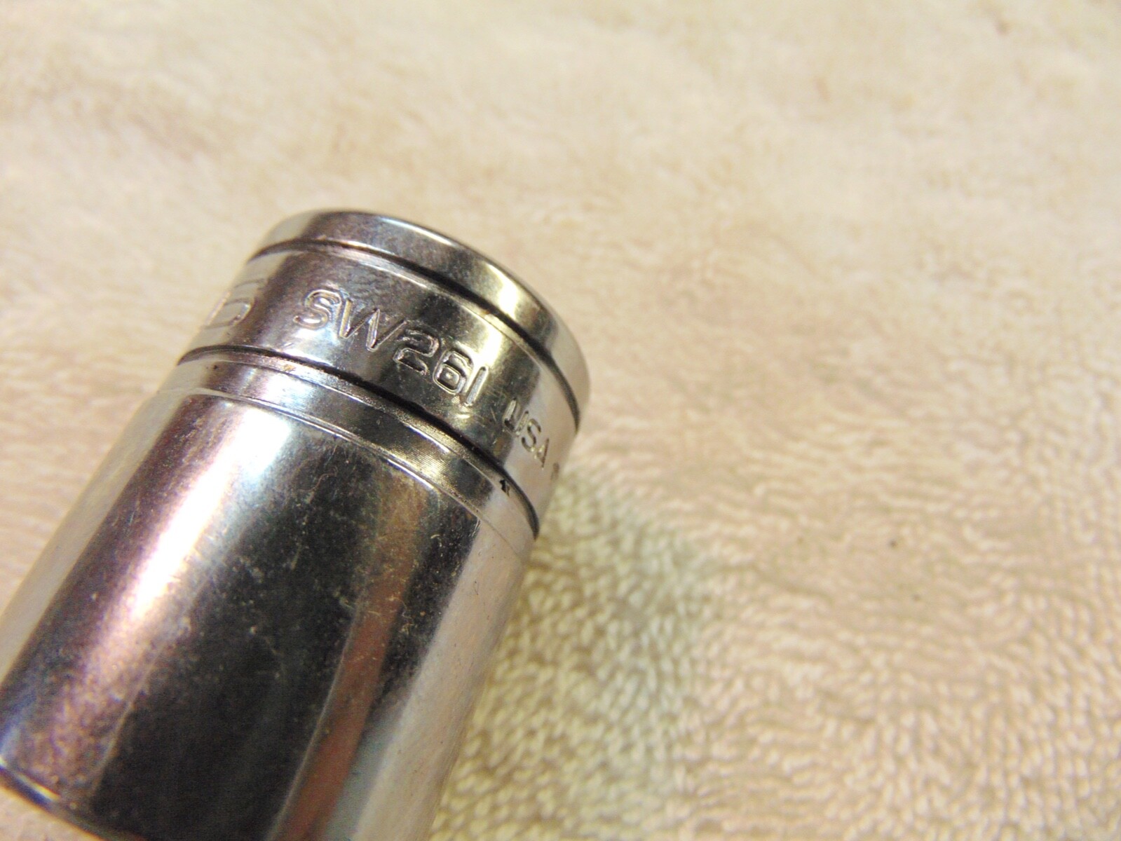 Snap-on 1/2″ Drive SAE 13/16″ Flank Drive 12-Point Shallow Socket SW261 NEW tool