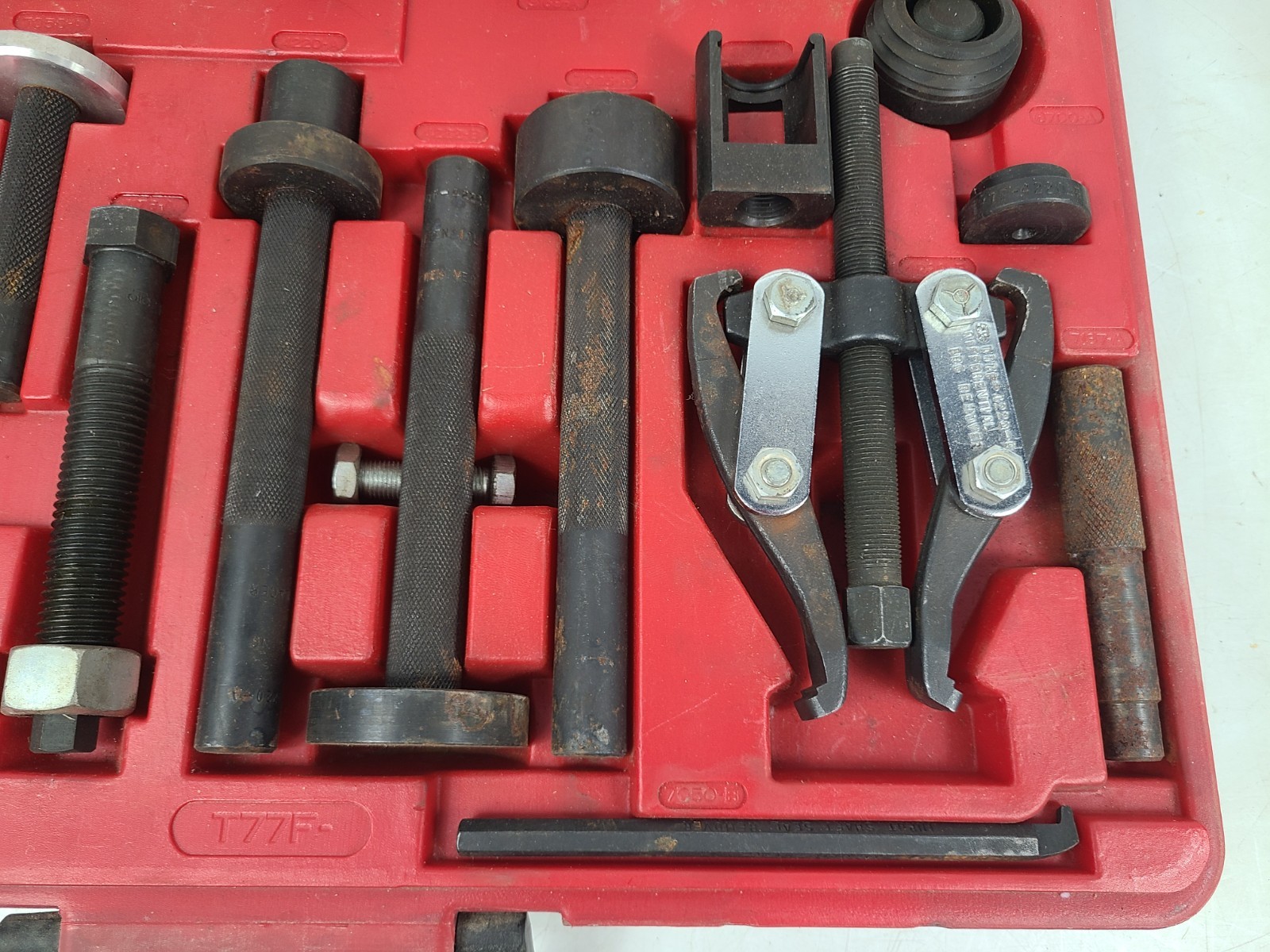 Ford Rotunda TKIT-1977-S Fiesta Special Service Tool Set Box 1 of 2