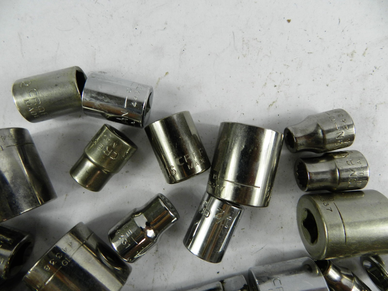 Lot (45) CRAFTSMAN USA 3/8 in Drive 1/4 in – 7/8 in Sockets 6-12pt Extnsns C323K