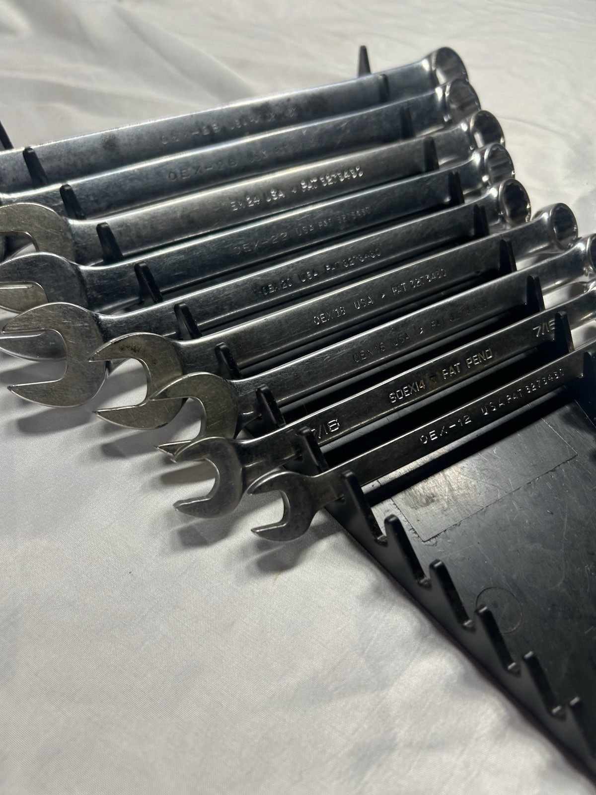 Snap-On OEX711B – 9 Pc – 12pt SAE Flank Drive Wrench Set 3/8″ to 15/16”