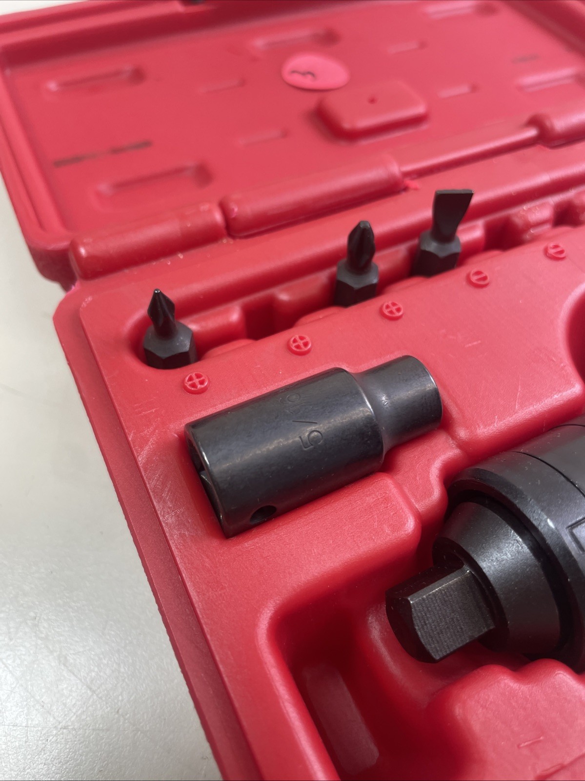 Mac Tools SID13BA 3/8″ Drive Impact Driver Kit * Missing Some Bits & 1/4” Socket