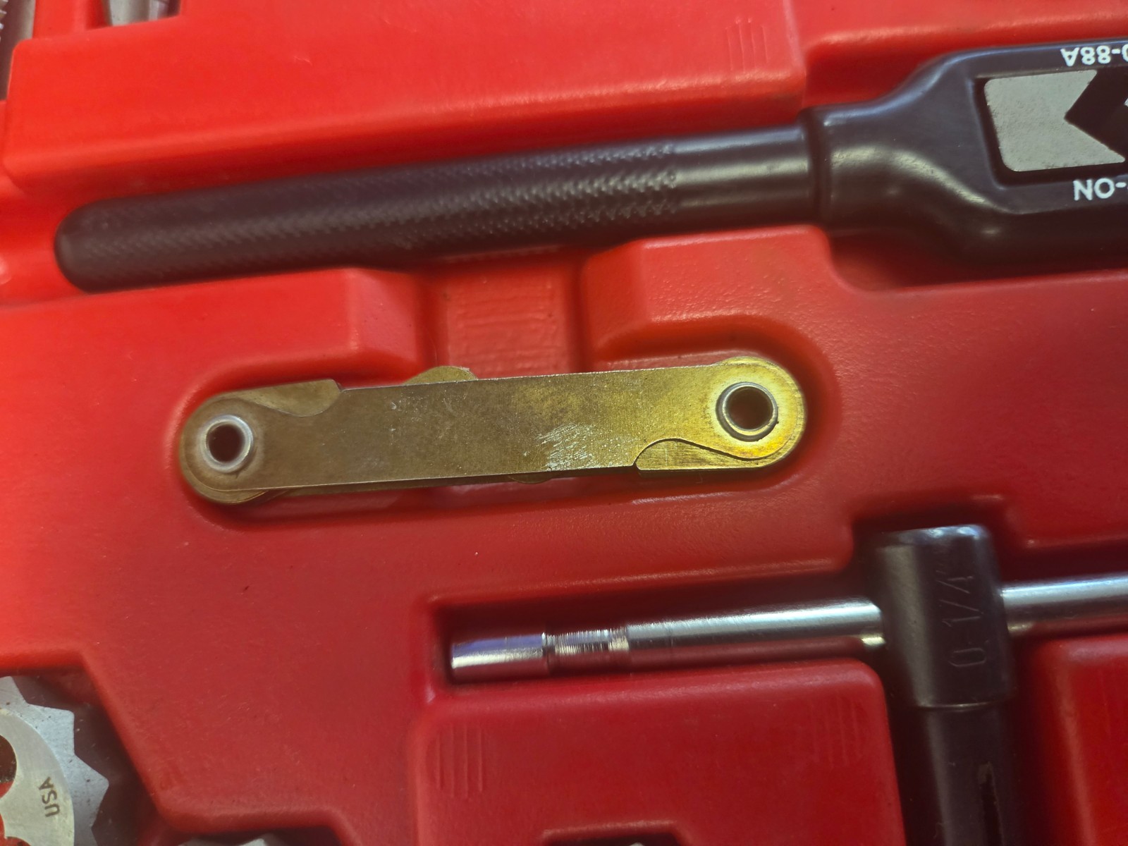 Snap-On 76 pc. Tap & Die Set Metric TDTDM500A