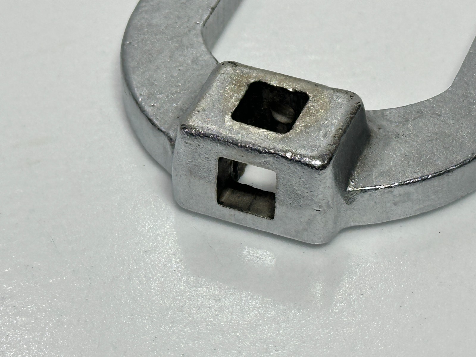 Snap On Tools USA 1-3/4″ SAE Open-End Crowfoot Wrench with 3-Way 1/2″ Drive